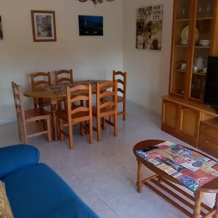 - 3 Bedrooms With Wifi And Sea Views - 07447